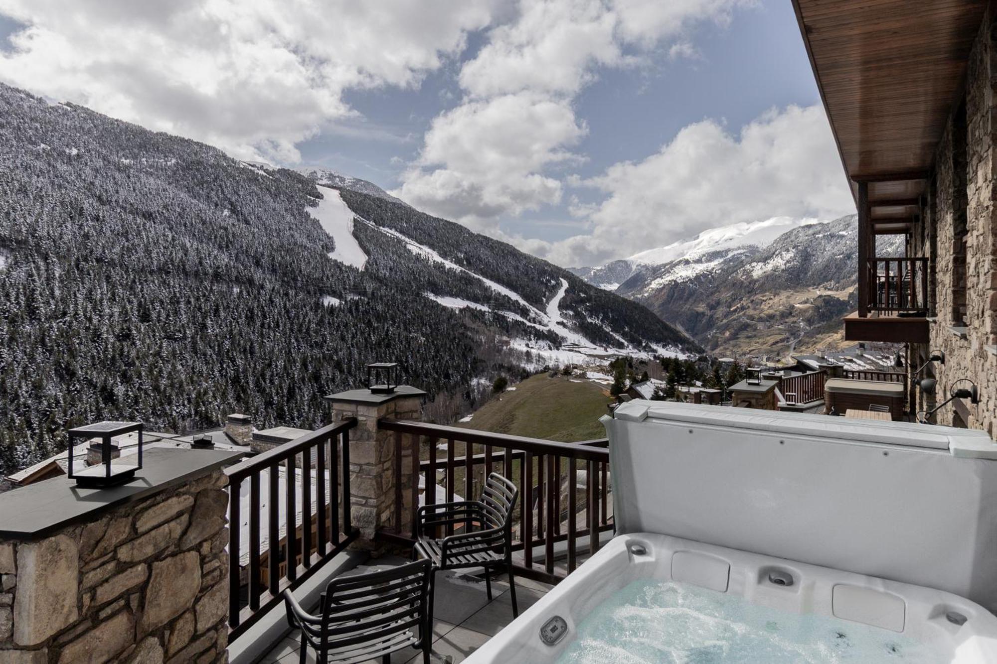 Luxury Ski Chalet Andorra 索尔德乌 外观 照片